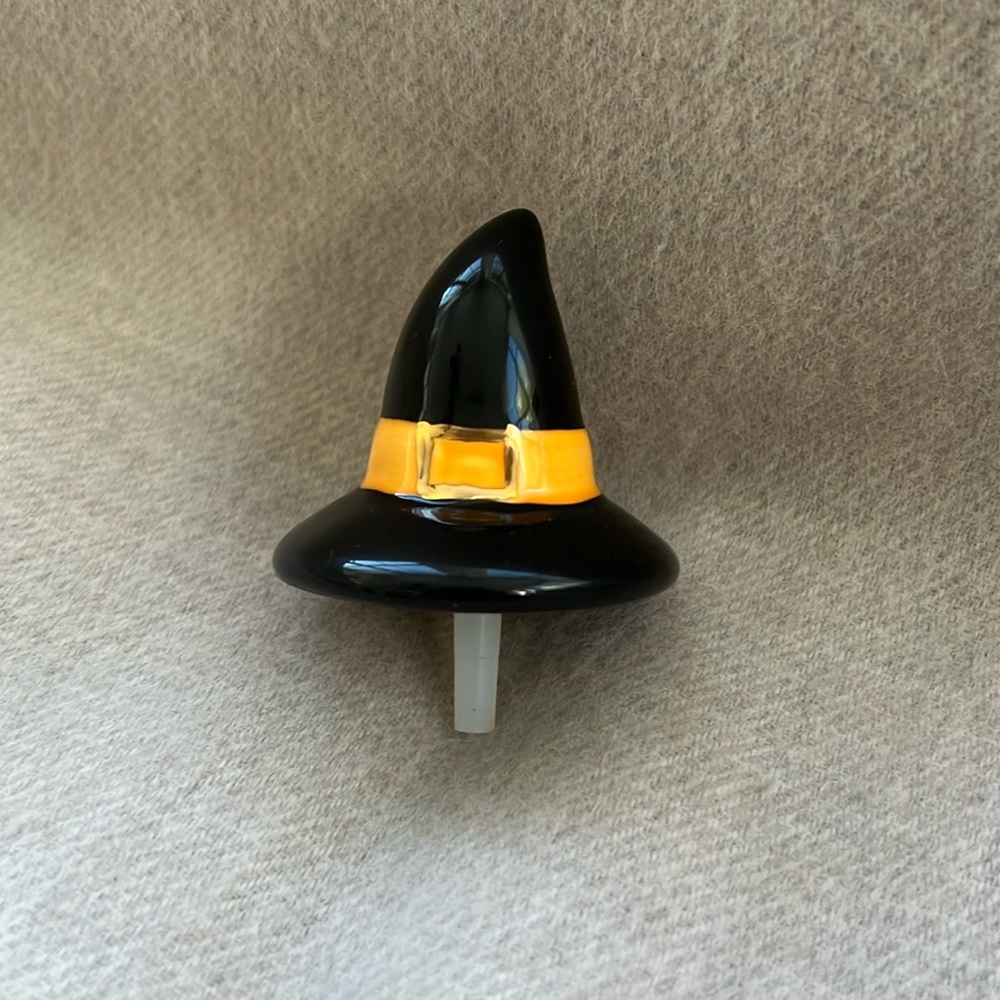 NORA FLEMING HALLOWEEN MINI WITCHFUL THINKING WITCH HAT